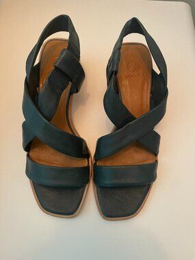 COCLICO Jade sandals size 8
